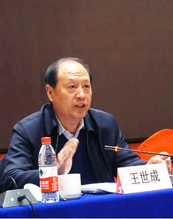 王世成.jpg 王世成.jpg