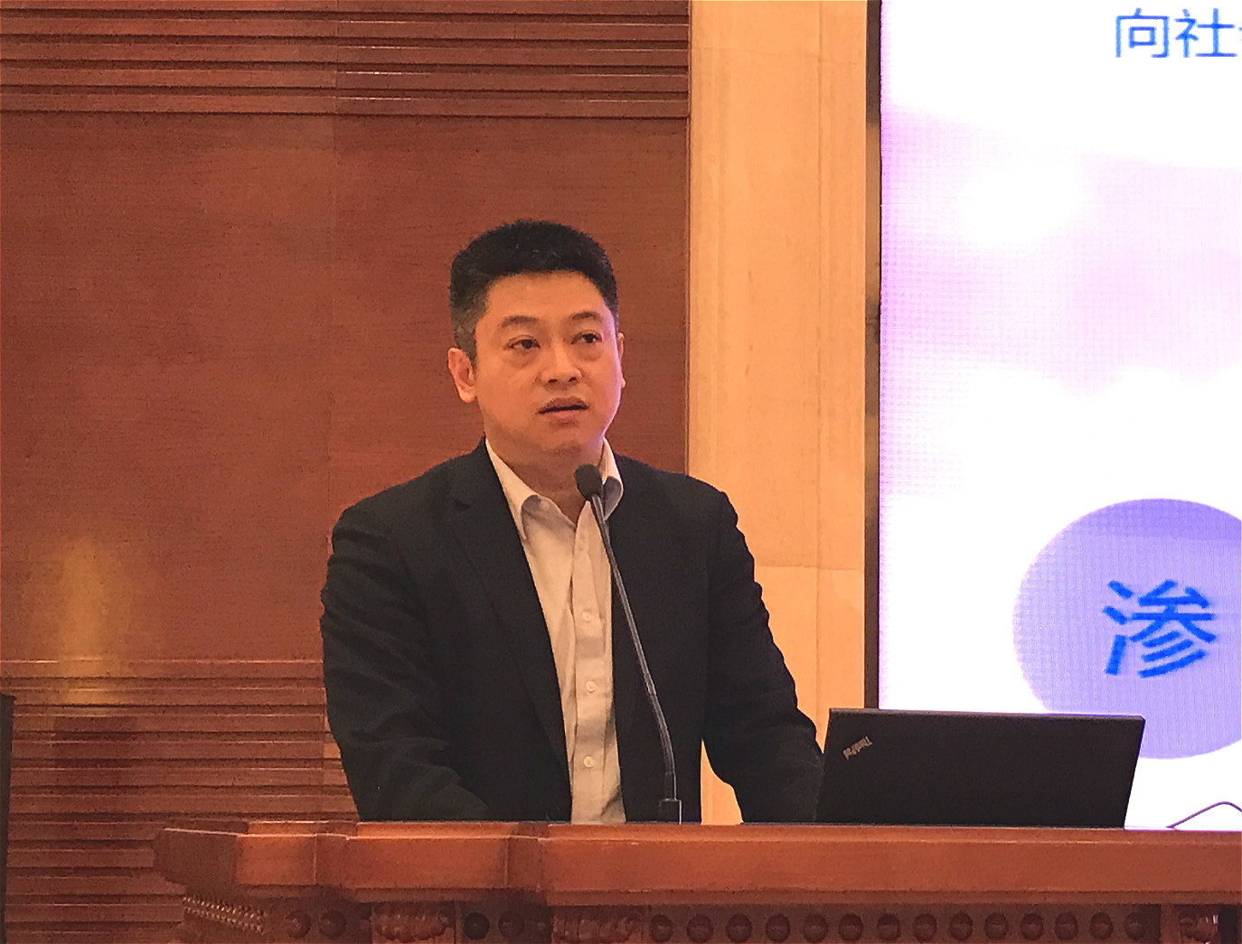 IMG_1321_meitu_2.jpg IMG_1321_meitu_2.jpg