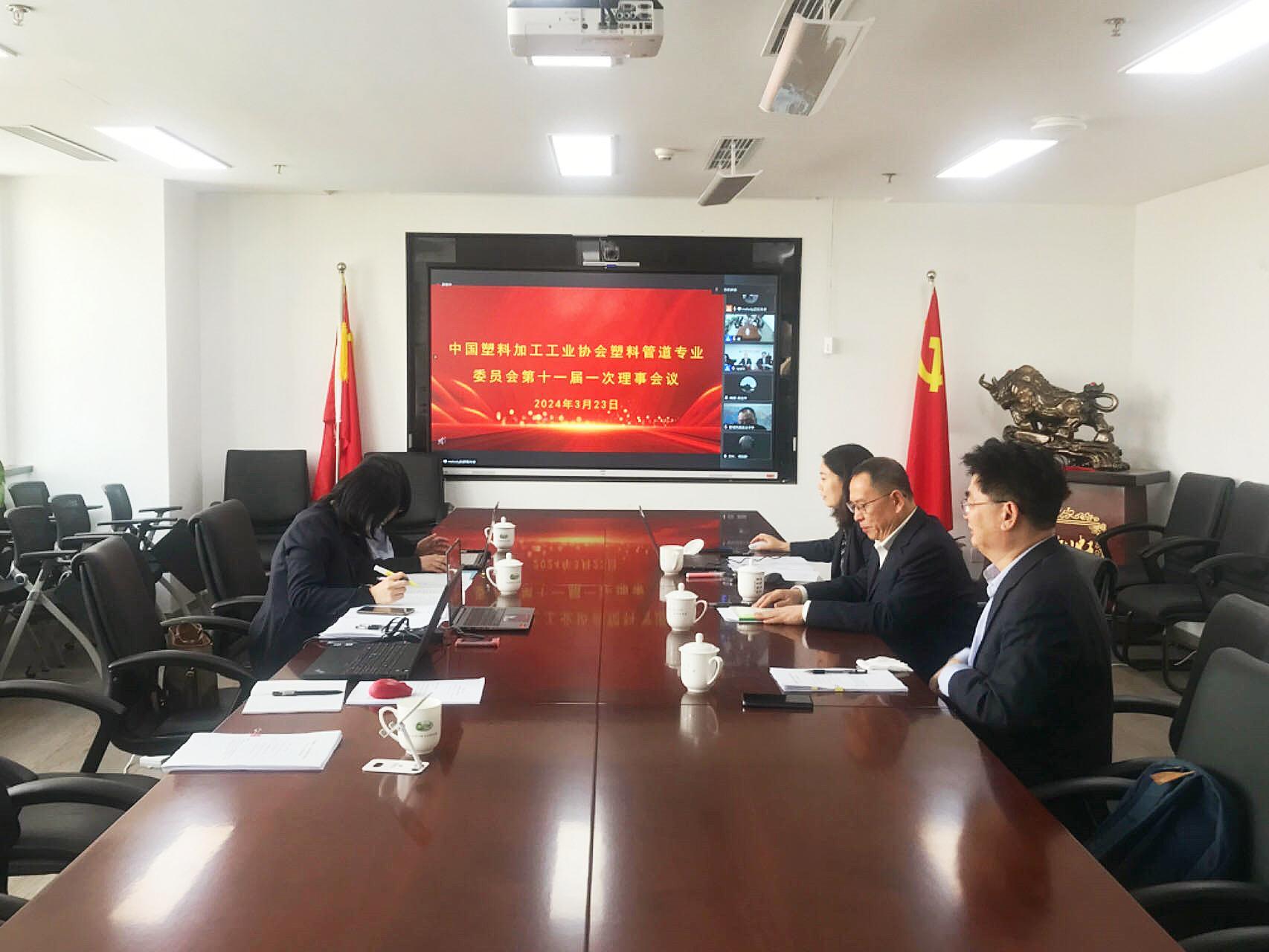 e8ae716798157eef4c0965e3e298f47_副本.jpg e8ae716798157eef4c0965e3e298f47_副本.jpg